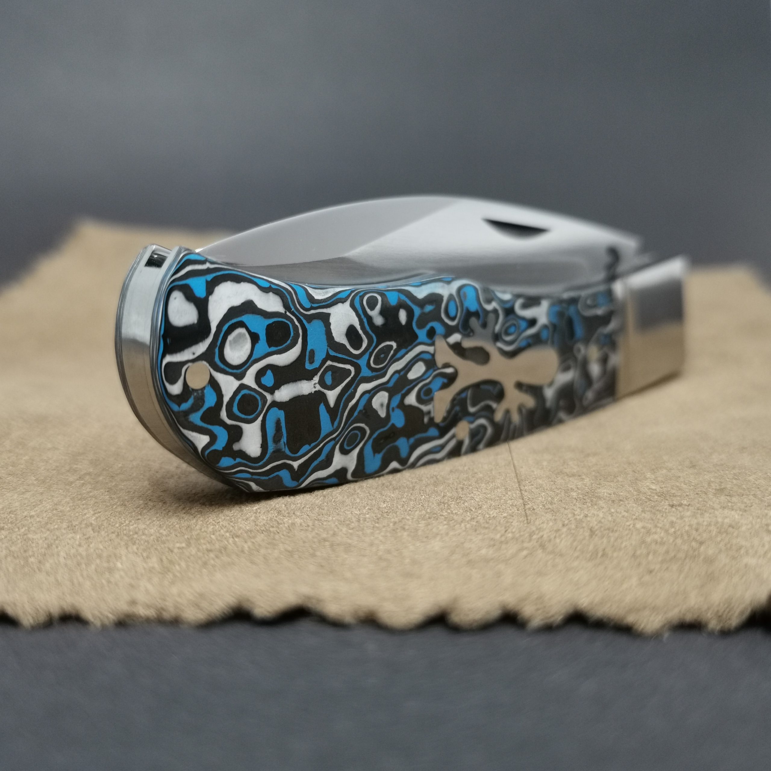 Nessie | Riaan Ras Knives
